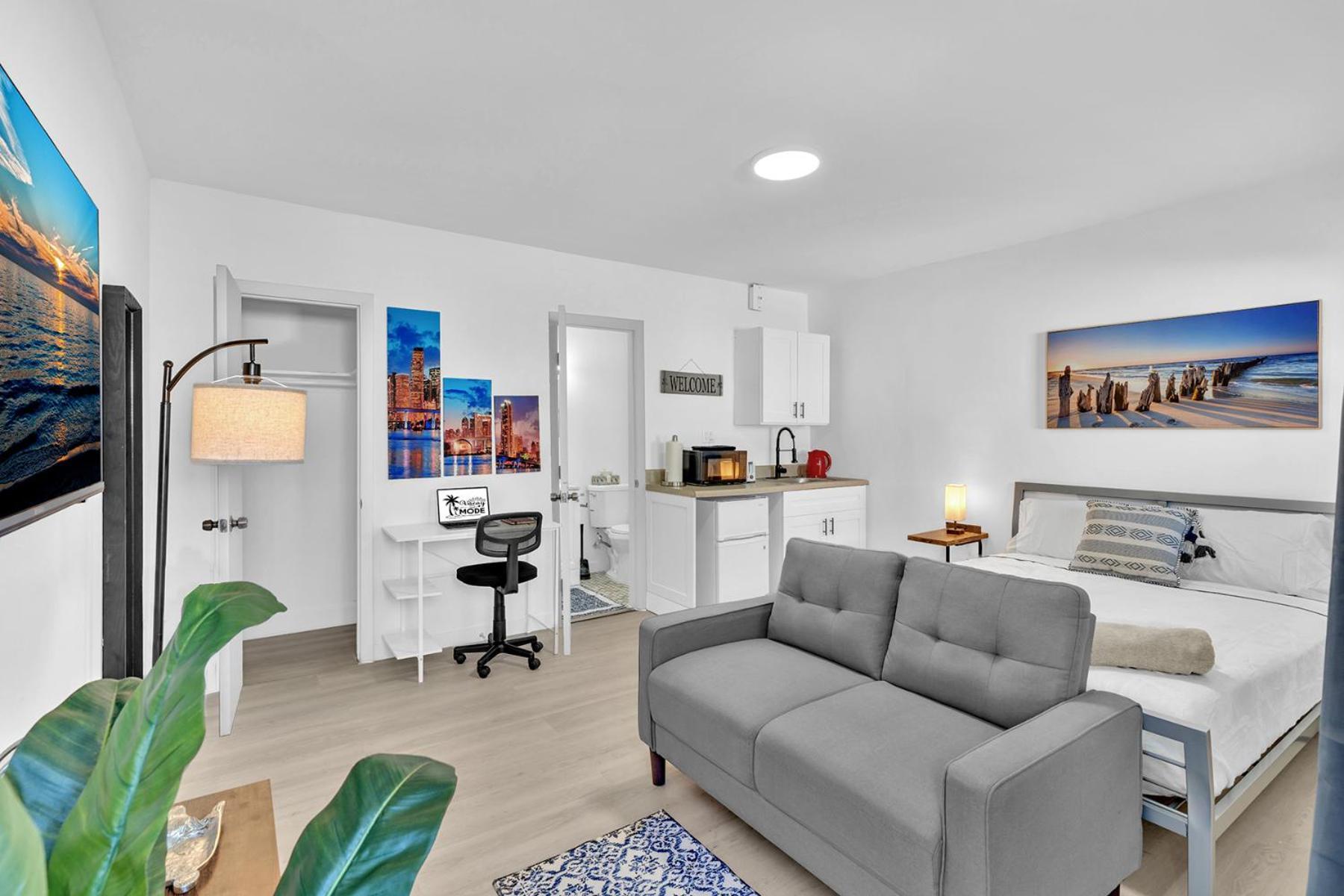 Young Circle & Hollywood Blvd Posh Studio Suite 외부 사진
